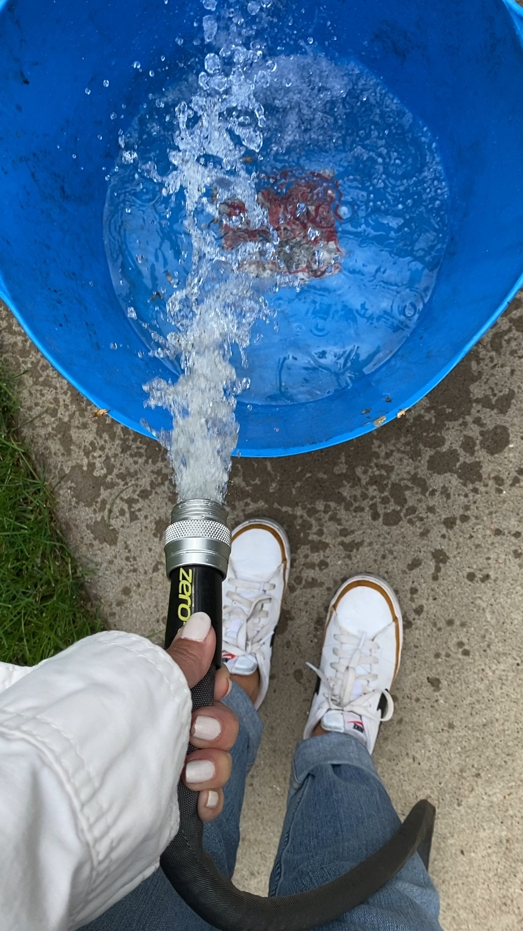 Spring is time for sprucing up your yard and garden. This is my favorite garden tub that handles soil, plants, and water. Gardener gift!
kimbentley, outdoor, garden, yard,

#LTKhome #LTKVideo #LTKGiftGuide