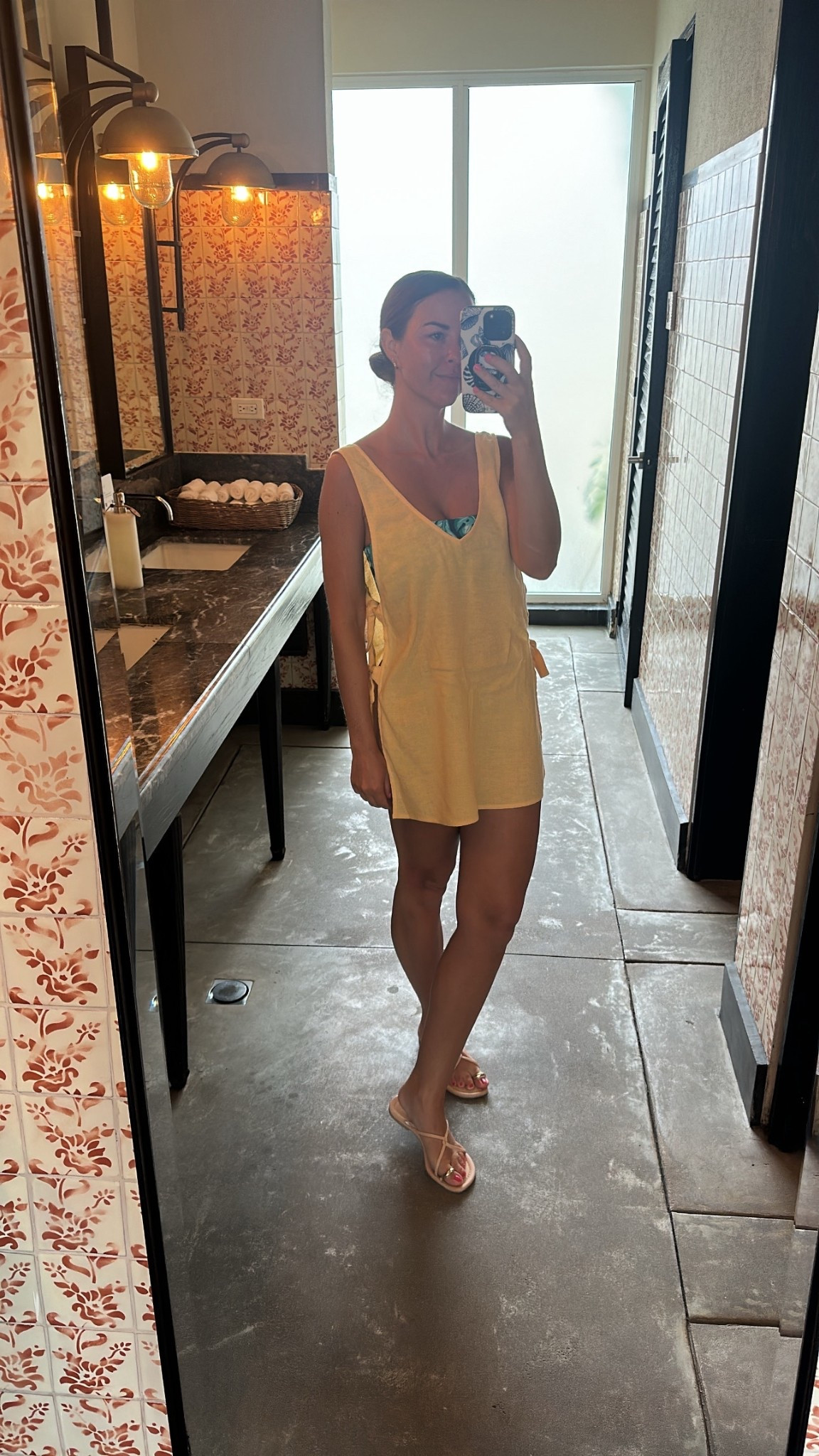 Swim coverup 
Wearing size XS

Swimsuit coverup, linen dress, vitamin a swim, resort wear, vacation 

#LTKSeasonal