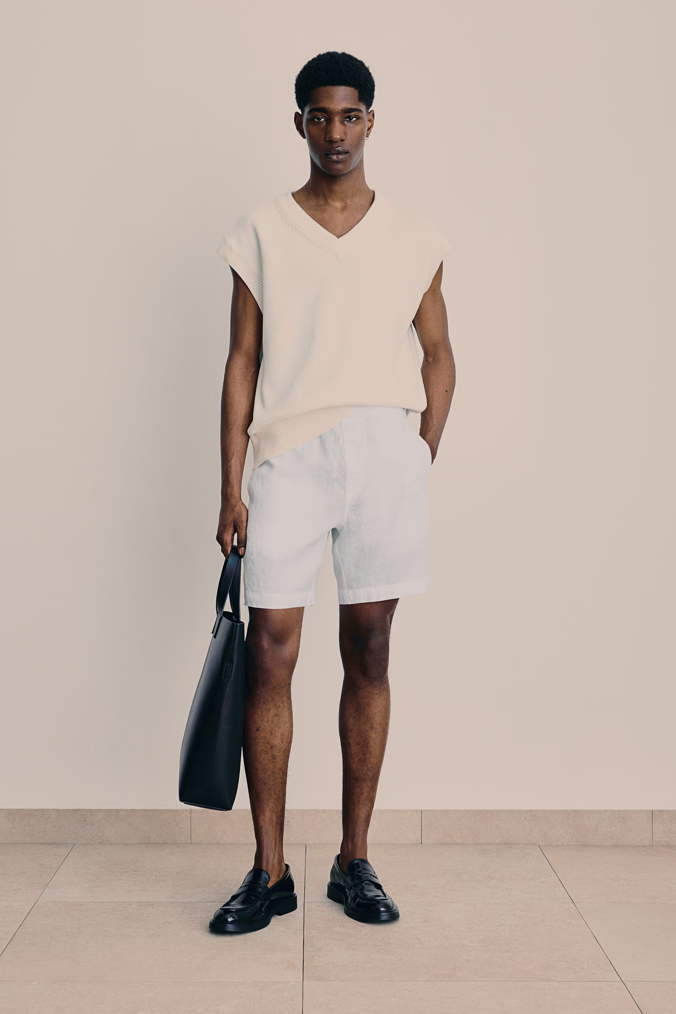 Leinenshorts in Regular Fit | H&M (DE, AT, CH, NL, FI)