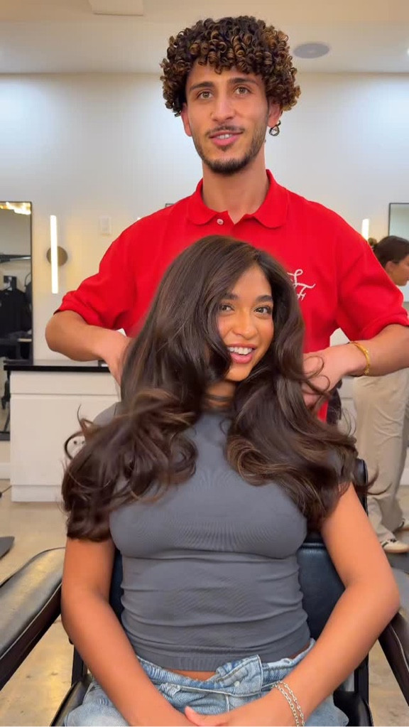 when a curly girl gets a blowout 🤭 my tee is 27% off!

#LTKBeauty #LTKSeasonal #LTKStyleTip