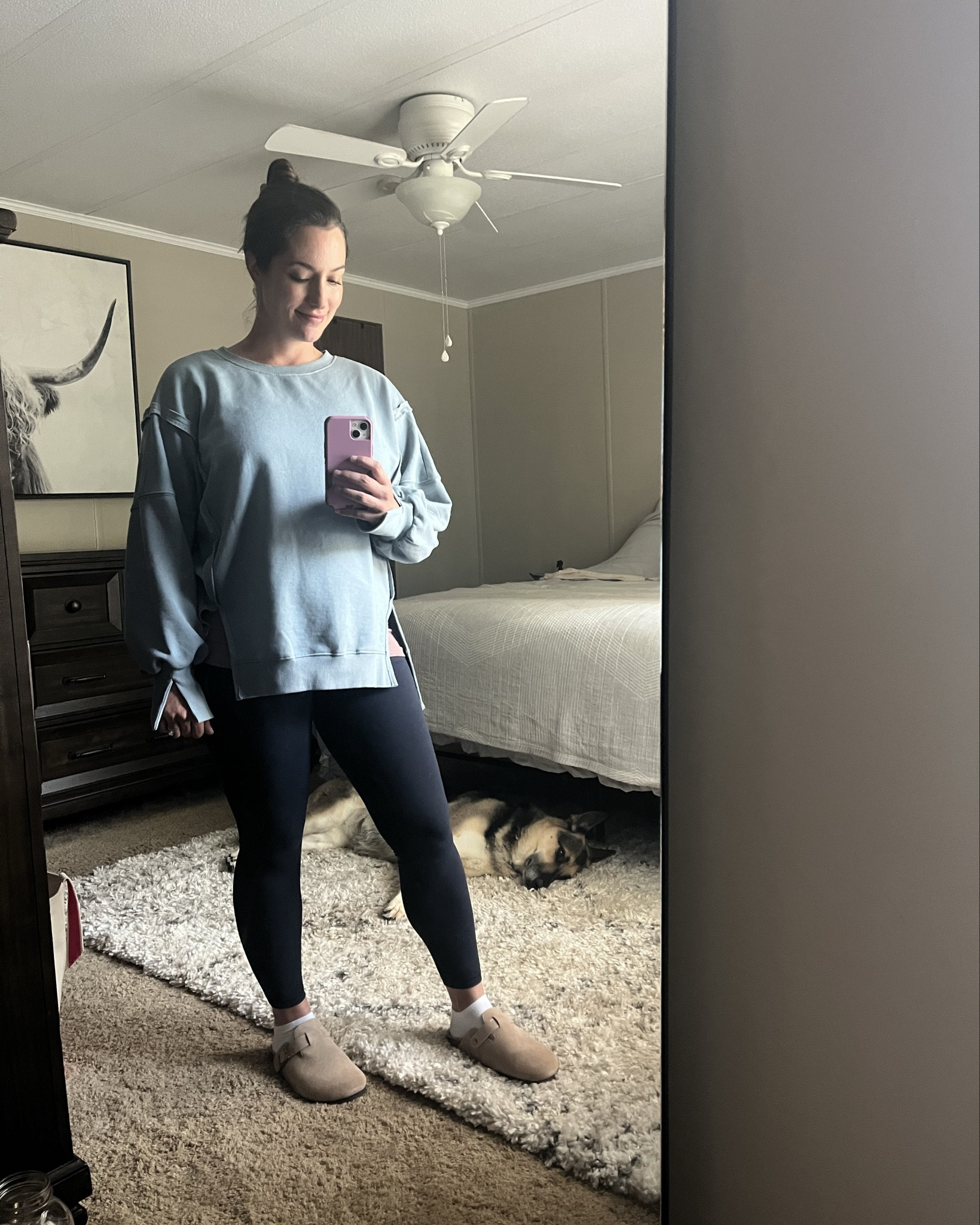 Cute and comfy Amazon outfit for lounging around the house or for running errands- I wore this to my chiropractor appointment!🙌🏼

Fall outfit | Casual | Comfy | Cute