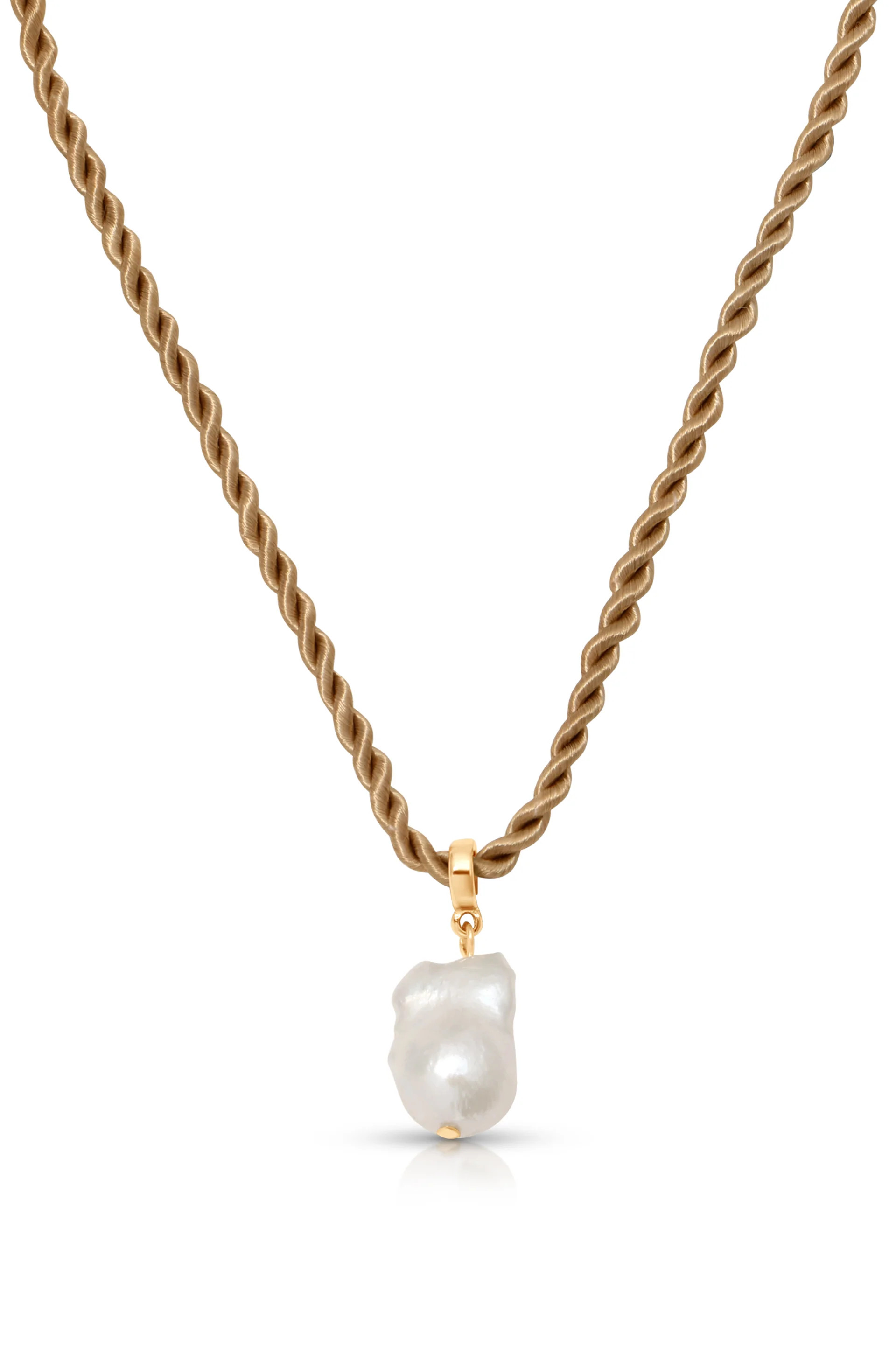 Freshwater Token Necklace | Ettika