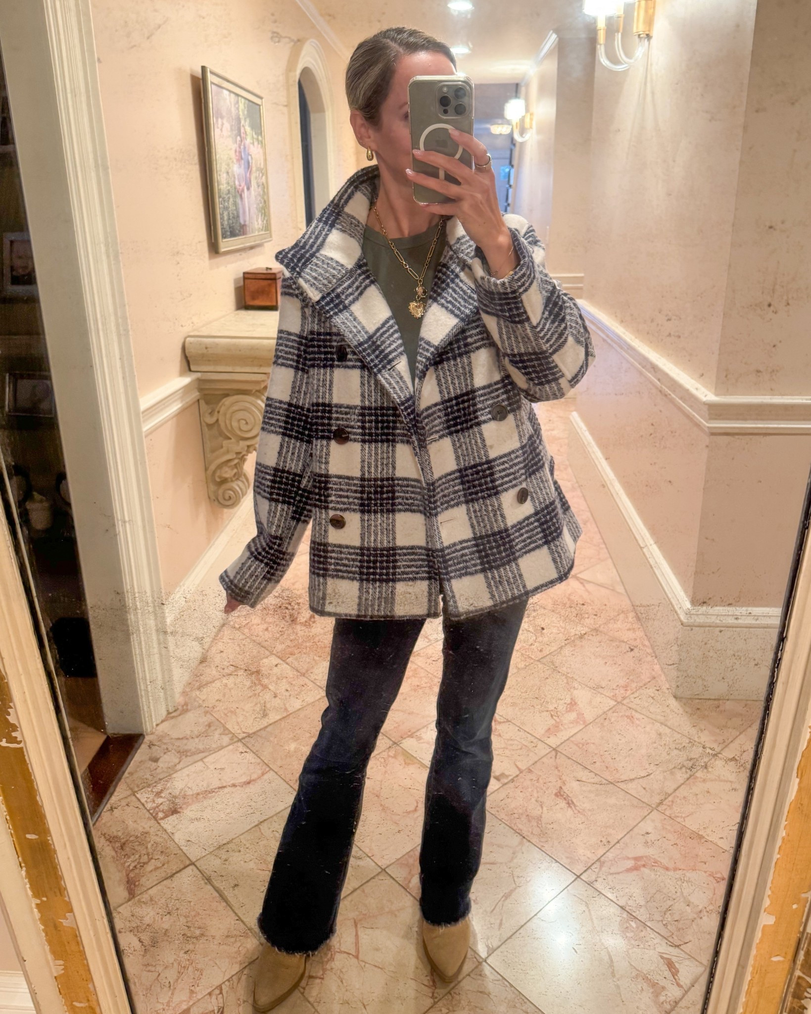 The cutest coat for fall and it’s on sale for $56!! What a steal! 

#LTKSaleAlert #LTKFindsUnder100 #LTKOver40