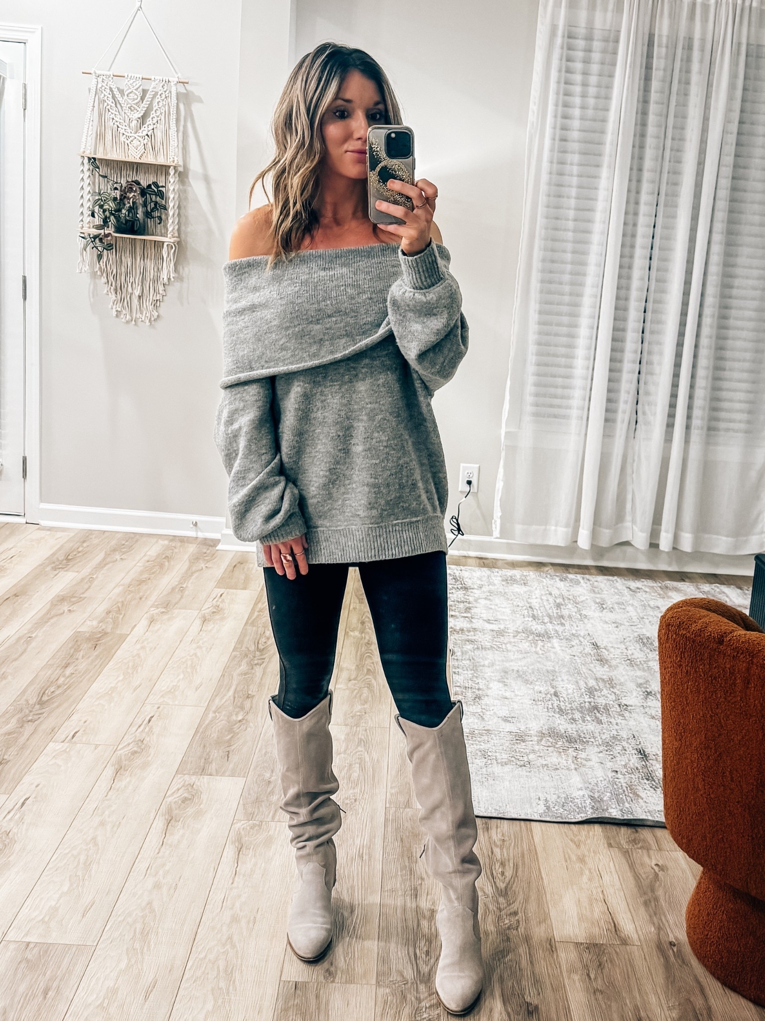 When cozy meets chic ✨ sweater dress details linked 🖤

#LTKSeasonal #LTKPetite #LTKmomlife