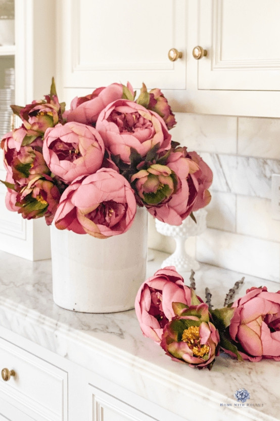 Obsessed with this soft mauve peony moment 🌸✨ Instantly elevate your home with romantic faux florals and designer-inspired decor. Shop the curated look now on LTK! #LTKStyle #LuxuryInteriors #FloralDecor #HomeWithHollyJ #ShopHollyJHome 

 #LTKmomlife #LTKSeasonal #LTKHome