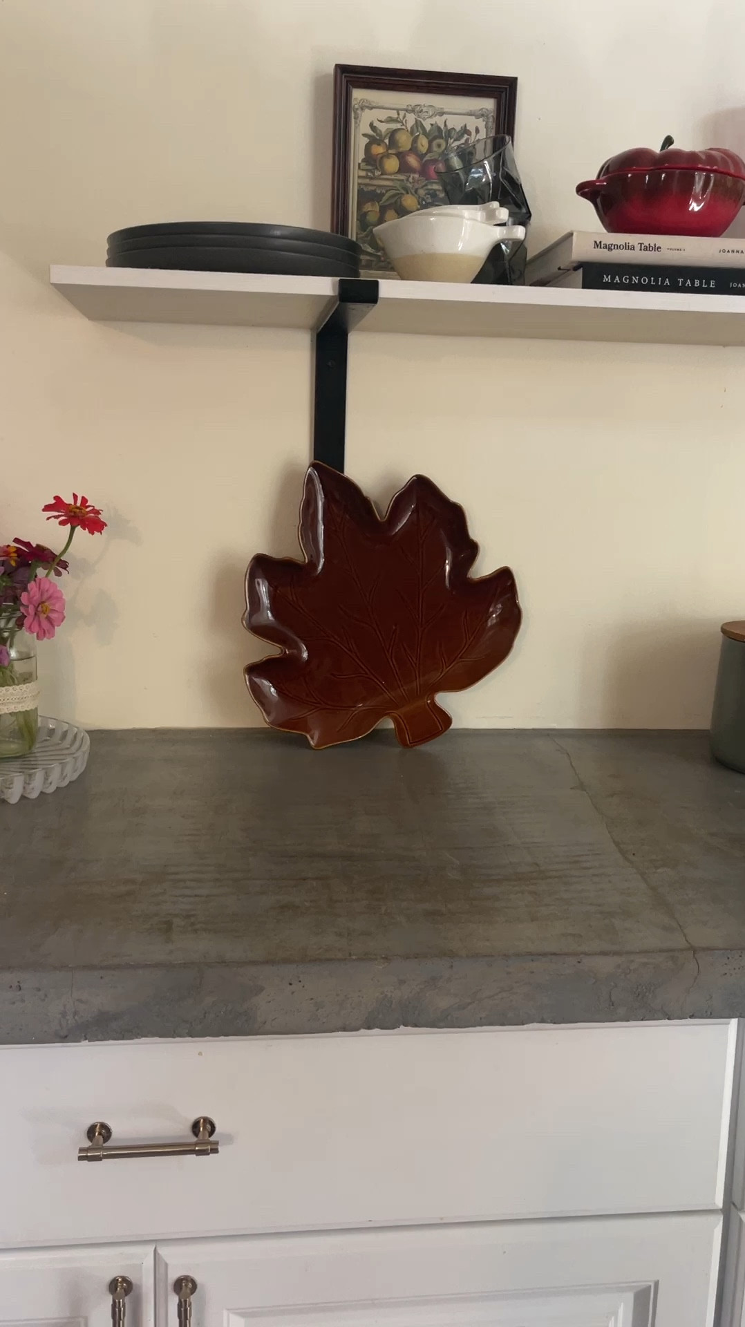 This fall leaf tray is perfect for fall decor! It’s functional but still cute decor. Now I want to decorate this kitchen shelf for fall! 



#LTKHome #LTKStyleTip #LTKSeasonal