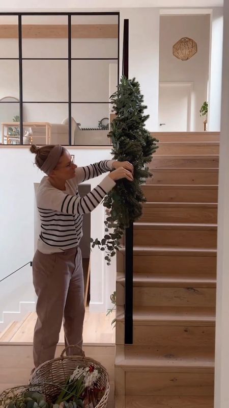 Festive stair garland 🎄🎄🎄

I went big and used a variety of faux stems as I feel like it helps the garland look less plastic. I just kept layering things up until the hanging part was looking less gappy, and I made the hanging part slightly longer towards the end of the balustrade.

#LTKSeasonal #LTKHoliday #LTKhome