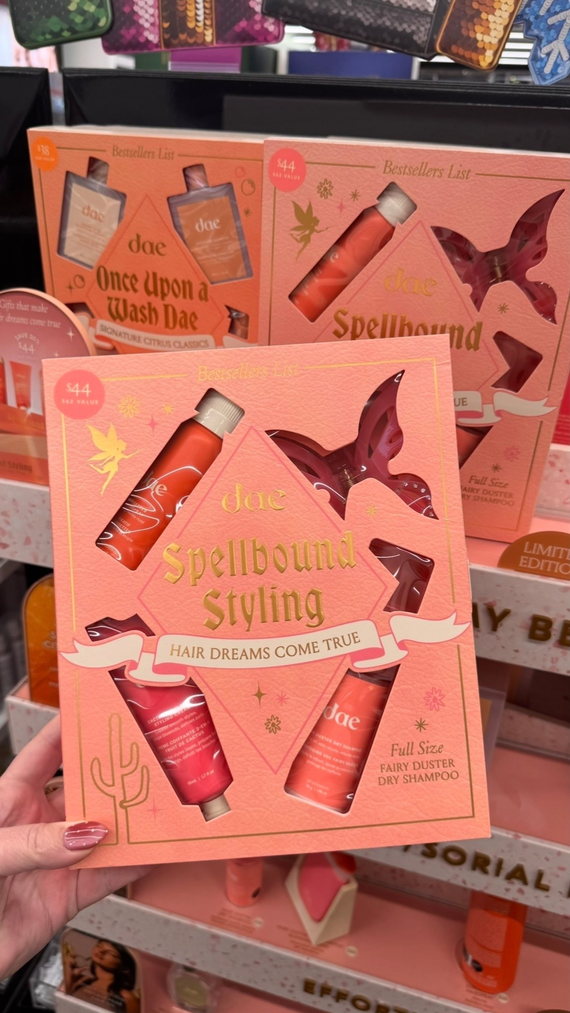 SALE 🚨 For the girl who loves to do hair!

#LTKGiftGuide #LTKdayinmylife #LTKHoliday