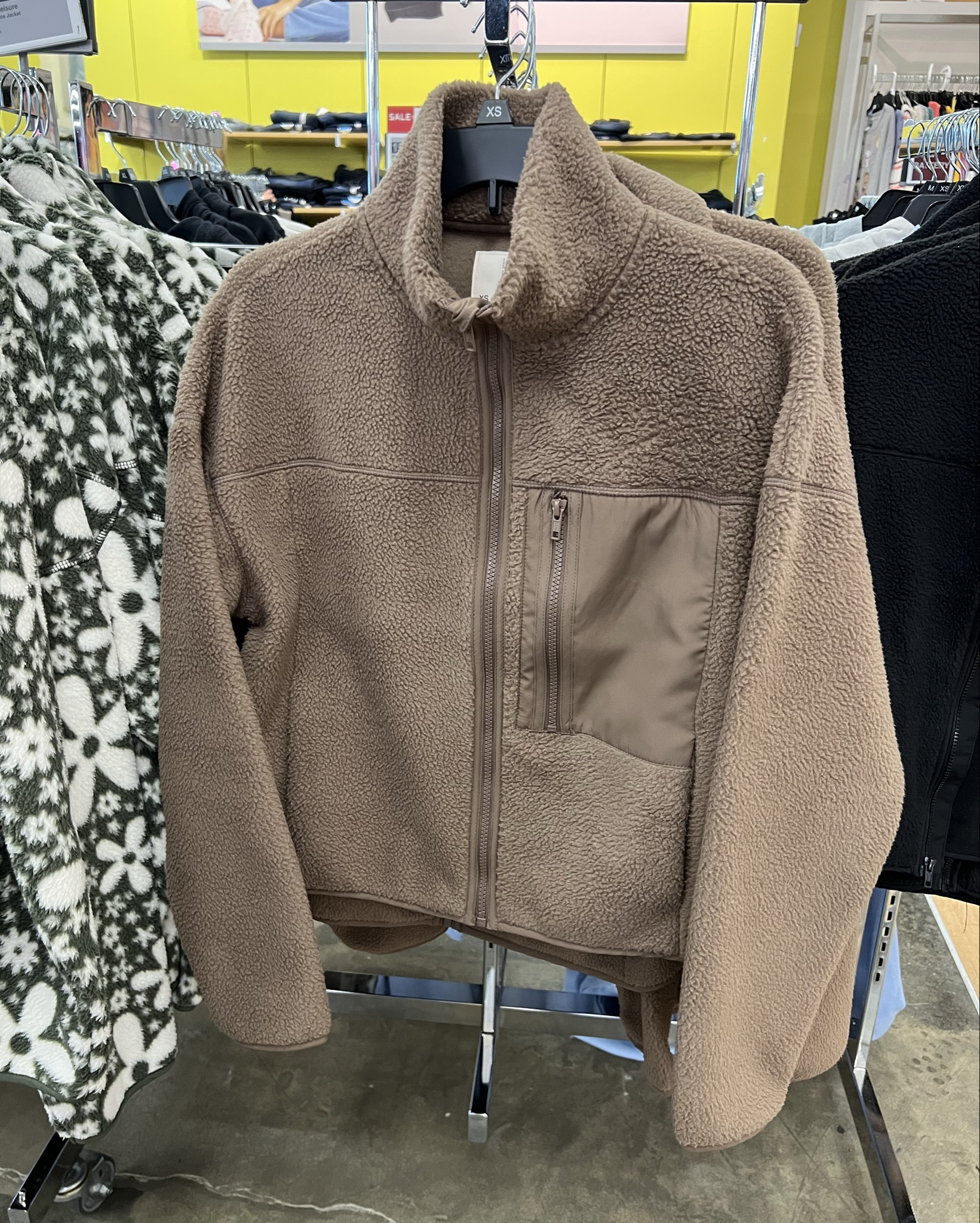 $16.99 with code GET15, fleece zip jacket, it’s giving free people or Patagonia! I’d be a medium in this one, relaxed fit. #kohls 

#LTKFindsUnder50 #LTKCyberWeek #LTKFindsUnder100