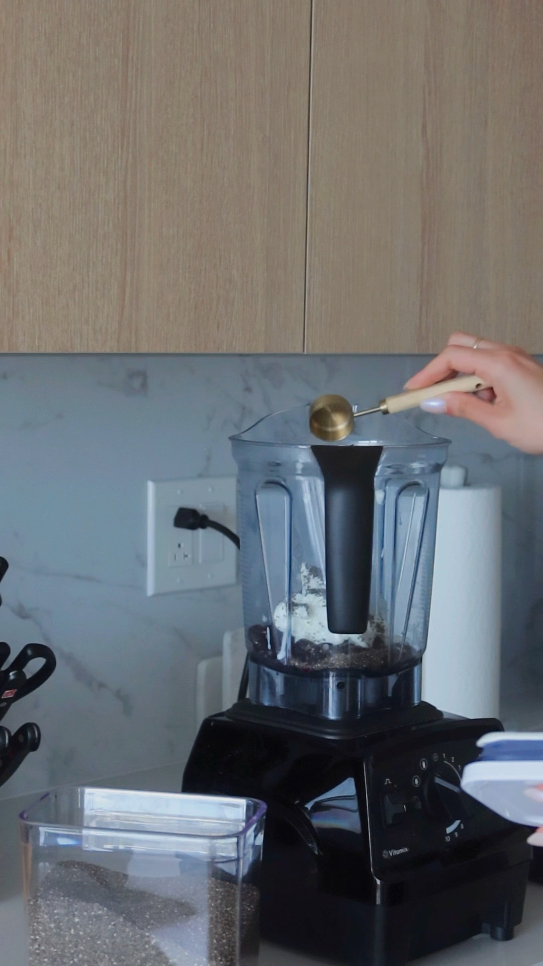 My high protein smoothie recipe!
-1 cup blueberries
-3/4 cup Greek yogurt
-2 TBS chia seeds
-2 scoops of vegan protein powder 
-water or milk

#LTKHome