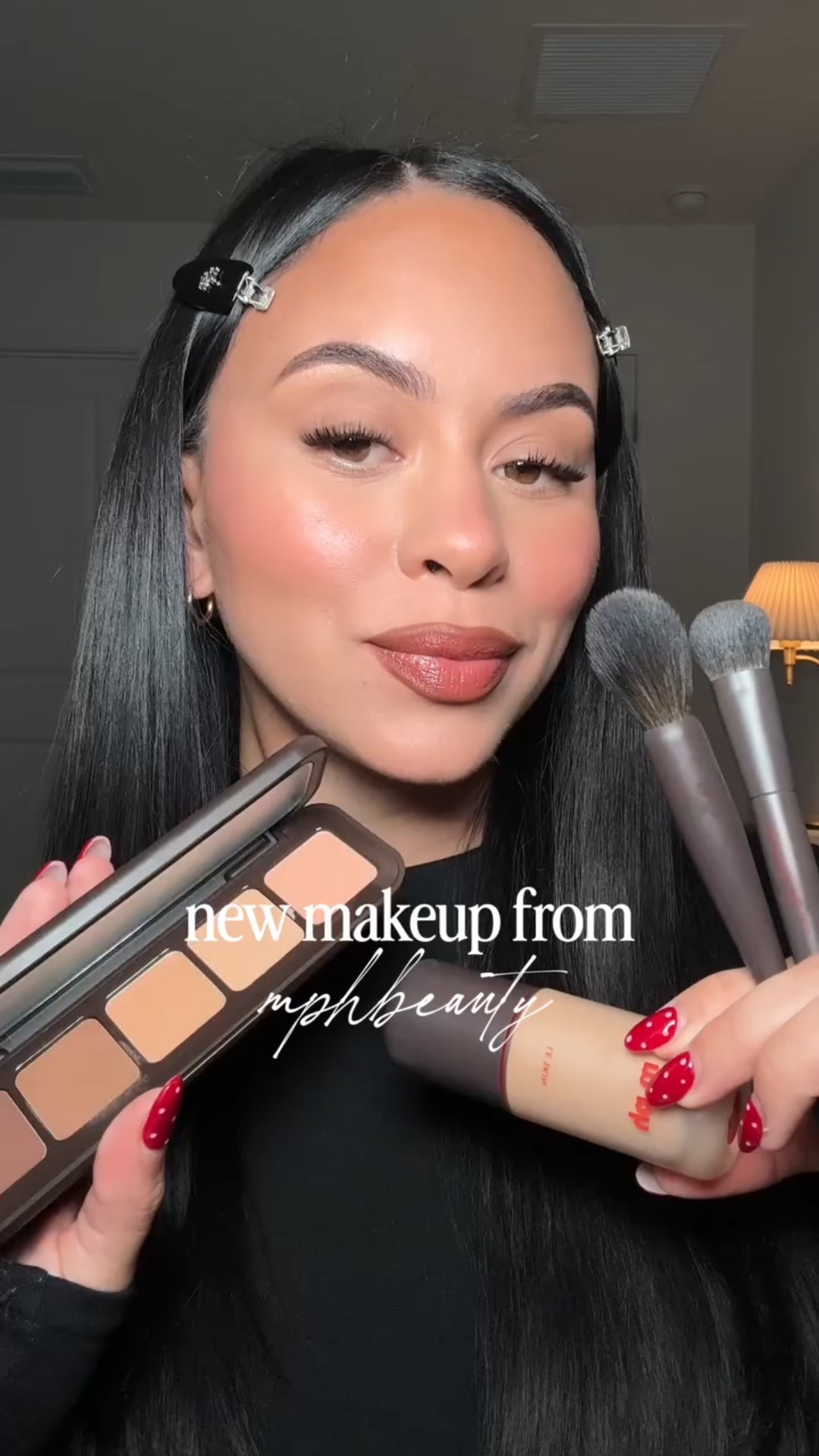 I’m such a lover for complexion products 
—
PALETTE SHADE :
FOUNDATION SHADE : MEDIUM 150 N
LIP LINERS SHADE : CHERRY COLA + BITTERSWEET 
LIPSTICK : 

#LTKBeauty #LTKmomlife #LTKgrwm