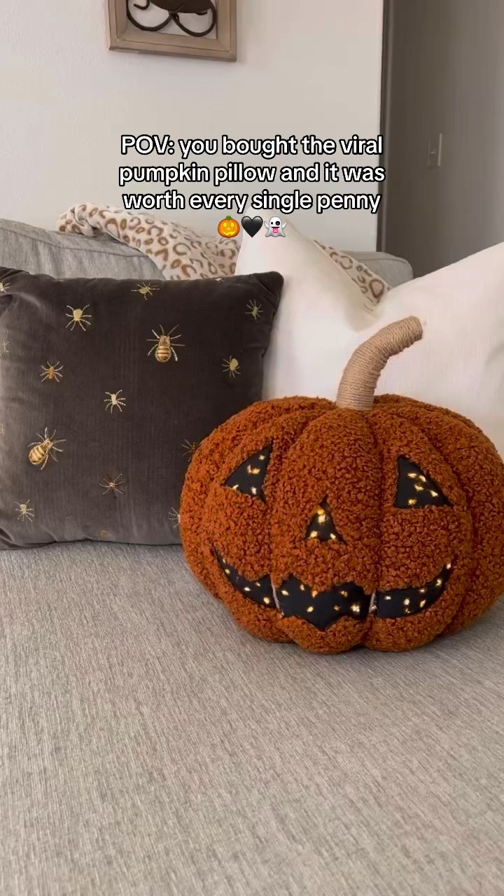 Pumpkin light up jack o lantern  pillow
Halloween decor


#LTKSeasonal #LTKVideo #LTKHome
