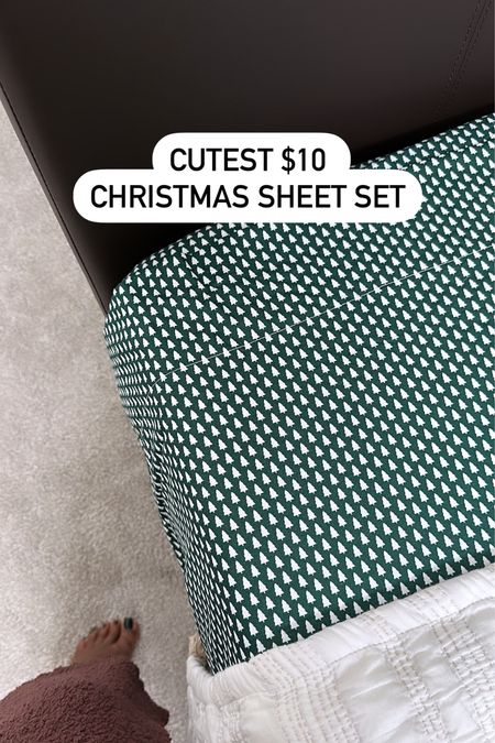 most adorable holiday sheet set 🌲 

#LTKfindsunder50 #LTKhome #LTKHoliday