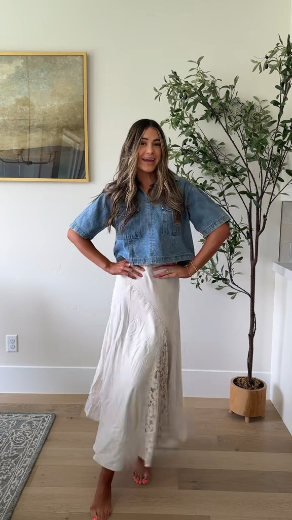 Help me pick my outfit for family photos 🫶

#LTKBeauty #LTKStyleTip #LTKFamily