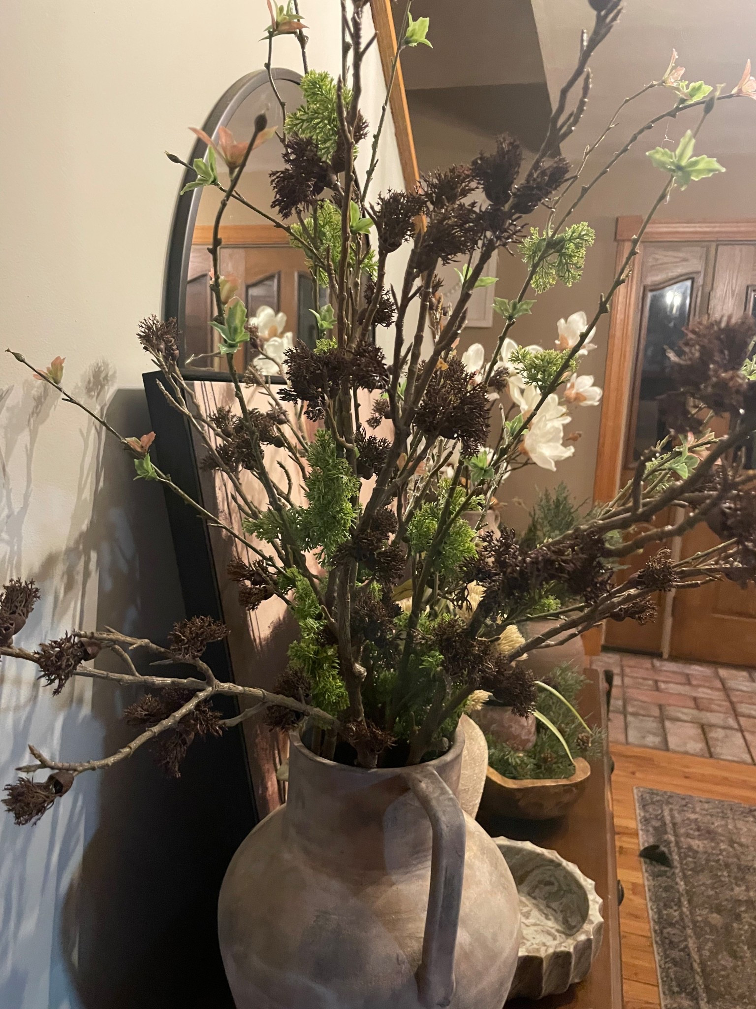 Sometimes a little pop of green is all you need. Love these moss stems 🤎

#LTKSaleAlert #LTKHome