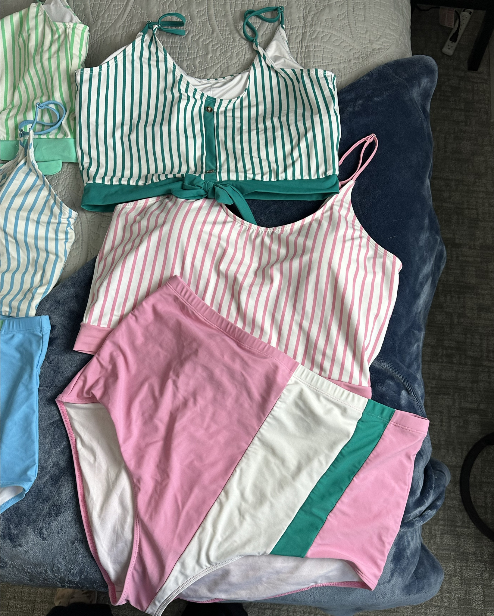 CORAL REEF SALE 🥳
They have tops & bottoms for $10 & $5 right now, plus if you follow Danielle Eilers and use her code “Danielle” it will get you and additional 20% off!
They also have 1 pieces and MATCHING MOM & DAUGHTER SETS 😍
Almost all of my sets are from Coral Reef in a XXL and I love that I can go classic, colorful, fun, or simple and feel great in my body! 🥰

#LTKsalealert #LTKmidsize #LTKplussize