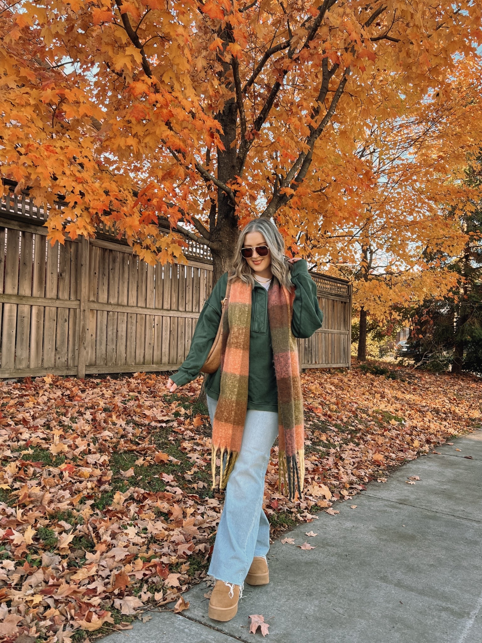 Casual fall outfit! Wearing my usual size L in the quarter snap sweatshirt and white tee. Linked this year’s version of my jeans which have no rips, wearing size 12. Ugg look for less boots are Amazon and holding up so well! I’m a 9.5-10 and wear a 10. Canadian Old Navy links are under “similar products”


#LTKmidsize #LTKsale #LTKfall
