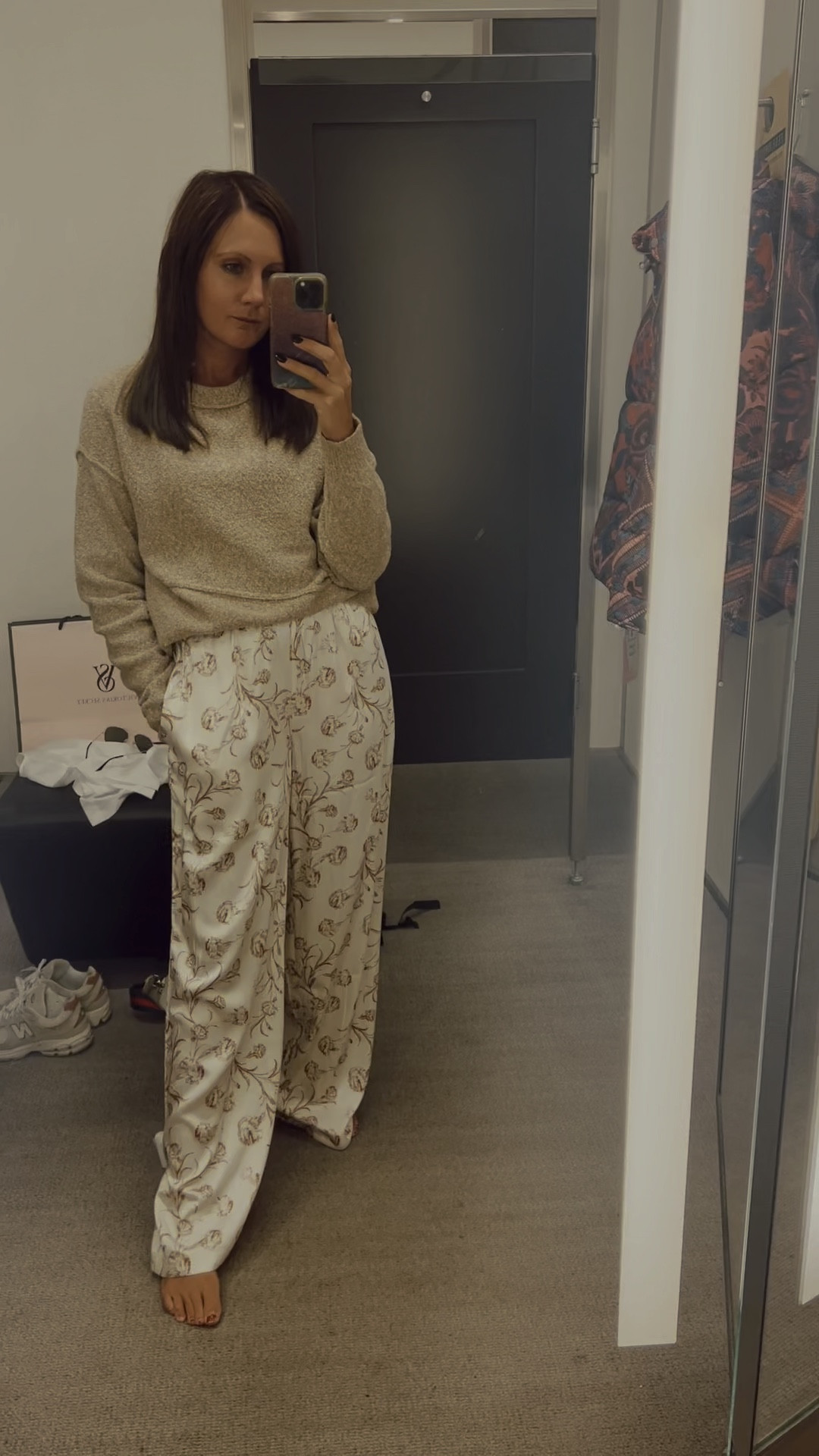 Work wear
Business casual
Professional
Checkered blazer
High waist dark blue Jean denim flare jeans
Plain white work top
Fall outfit
Office
Nordstrom anniversary sale
NSale

Coastal grandmother 
Country club
Preppy style
Nordstrom anniversary sale
NAS
Nordstrom Sale
Fall sweaters
Faux leather leggings
Knee high boots
Ugh sale
Back to school
Work clothes
Vest
Outerwear 
Amazon fashion
Finds
Casual style
Weekend outfit
Sets
Date outfit
Revolve 
Under $200
Cocktail 
Easter dress
Spring outfit
Brunch
Night out
Date night
Pink
Floral

Blue white striped tie dress Amazon fashion 
Knee length
Beach trip

White skirt
Business professional 
Business casual
Work pant 
Wide leg
High waist
Under $100
Work wear
Long white midi skirt
Nordstrom 

Follow my shop @clairecumbee on the @shop.LTK app to shop this post and get my exclusive app-only content!

#liketkit 
@shop.ltk
https://liketk.it/4ev0D