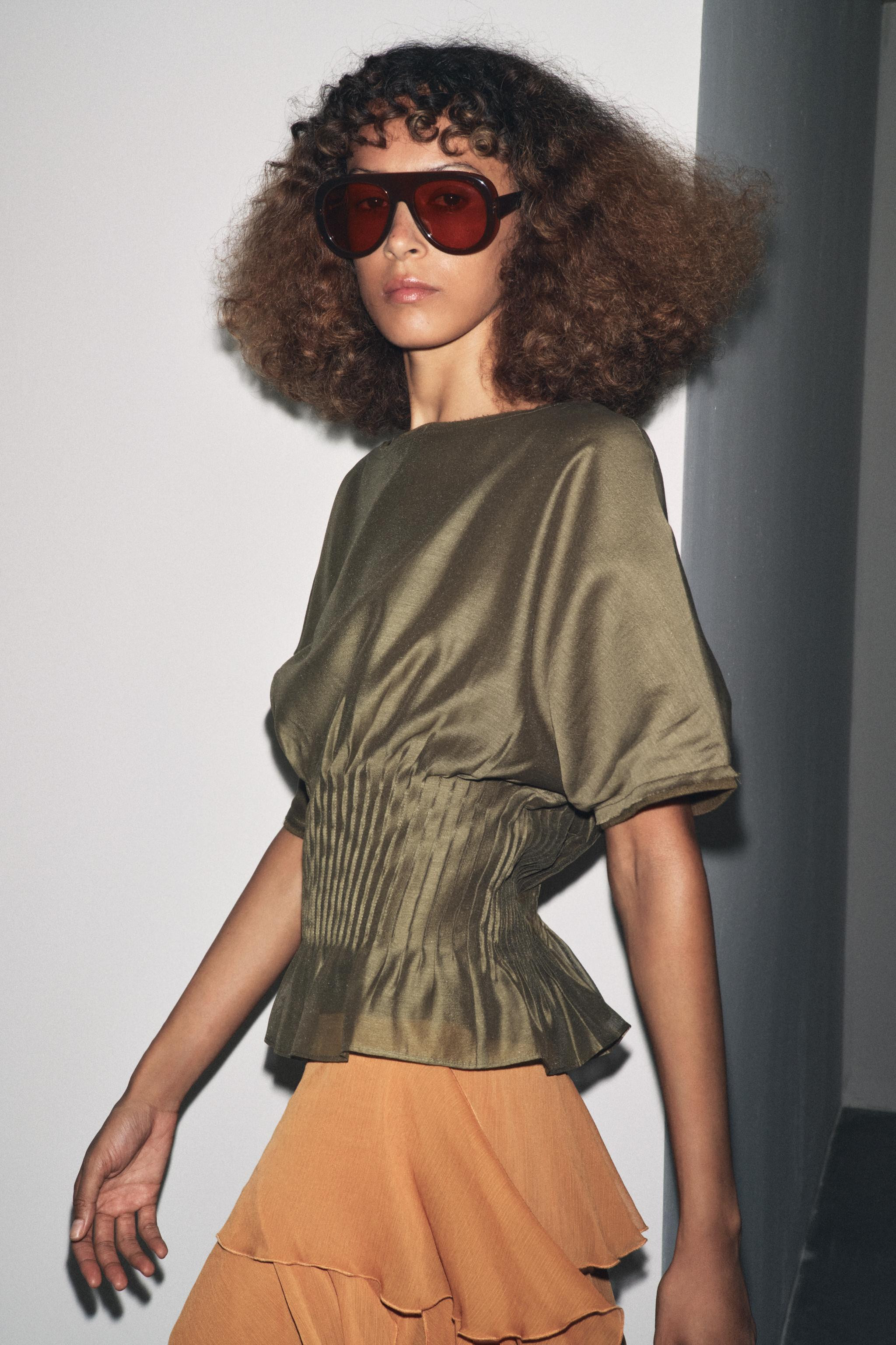 PLEATED WAIST COMBINED KNIT BLOUSE | Zara UK