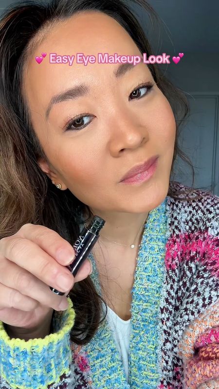 This shade may be my favorite! Maybe better than space cowboy?!

Glittery eyeshadow, makeup, eyeshadow looks, beauty finds 

#LTKbeauty #LTKVideo #LTKfindsunder50