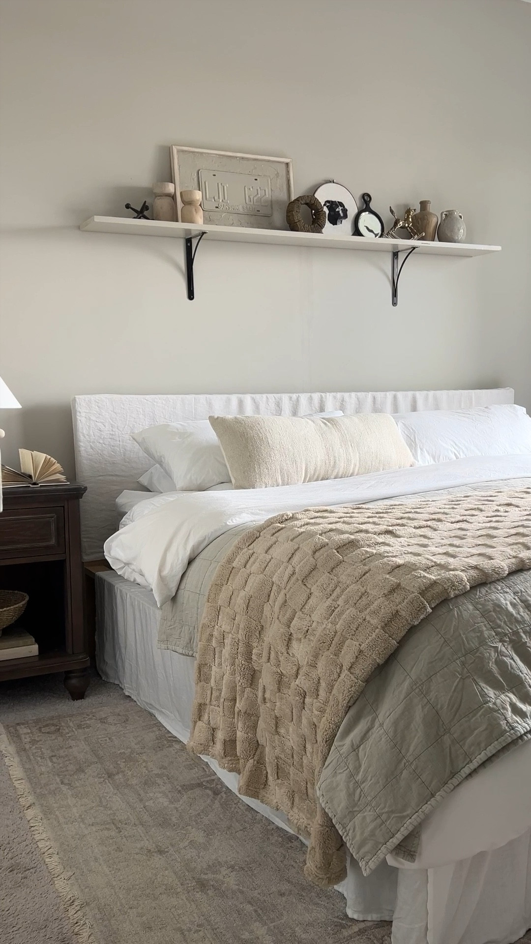 A cozy spring bedding refresh with our new checkered blanket from Amazon! 

#amazonfinds #checker 

#LTKhome