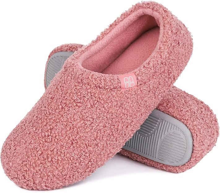 HomeTop Women's Fuzzy Curly Fur Memory Foam Loafer Slippers with Polar Fleece Lining | Amazon (US)