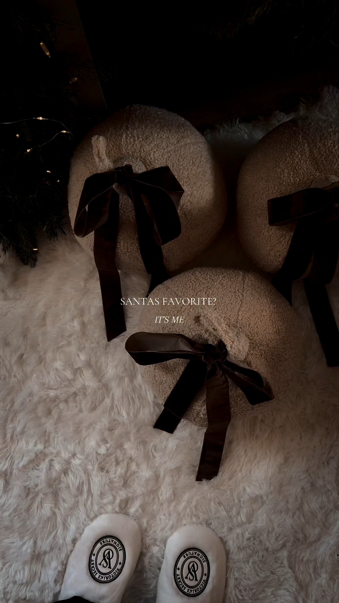 Modern Moody Christmas  | Cozy Holiday Home Decor Ideas

Last years cozy holiday setup filled with neutral tones, soft lighting, and luxe minimal details. This look proves you don’t need red and green to feel festive.

#LTKHoliday #LTKHome #LTKSeasonal