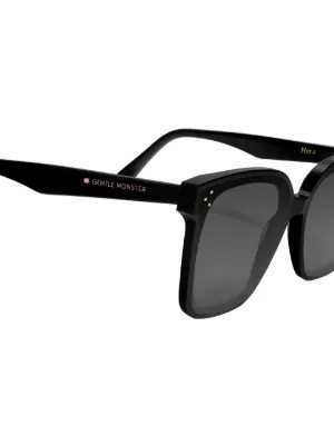 Gentle Monster Her 01 Small square-frame Sunglasses | Black | FARFETCH PT | Farfetch Global