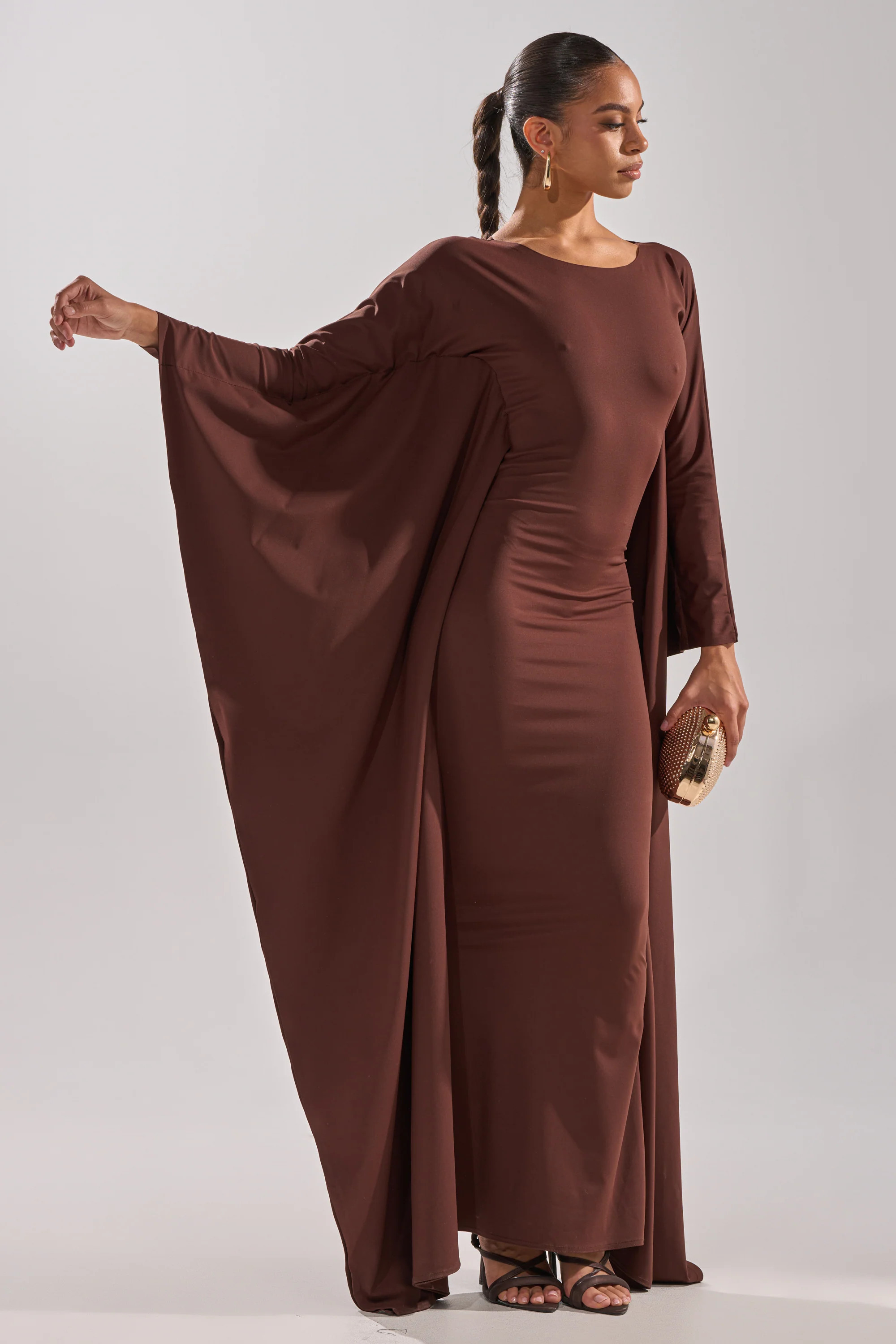AKIRA Kylie Maxi Dress With Ruffle Sleeves | Brown | Size Large | AKIRA