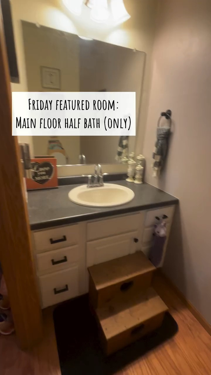 Friday Featured Room: main floor half bath (only)
This is the only main floor bathroom so it is going to get all the traffic.  Nolan steals soap, so we have it on the wall like a gas station.  Towels are also secured or he flaps those.  Quick first aid and meds.  Last stop out the door so we do hair down here. We want our guests to have all they need without needing to ask but also have Nolan be safe.
#featuredroomFriday #autismsafety #autismfamily #homeorganization #homeorganizationtips #bathroomorganization #mainfloorbathroomorganization #stayathomezookeeper