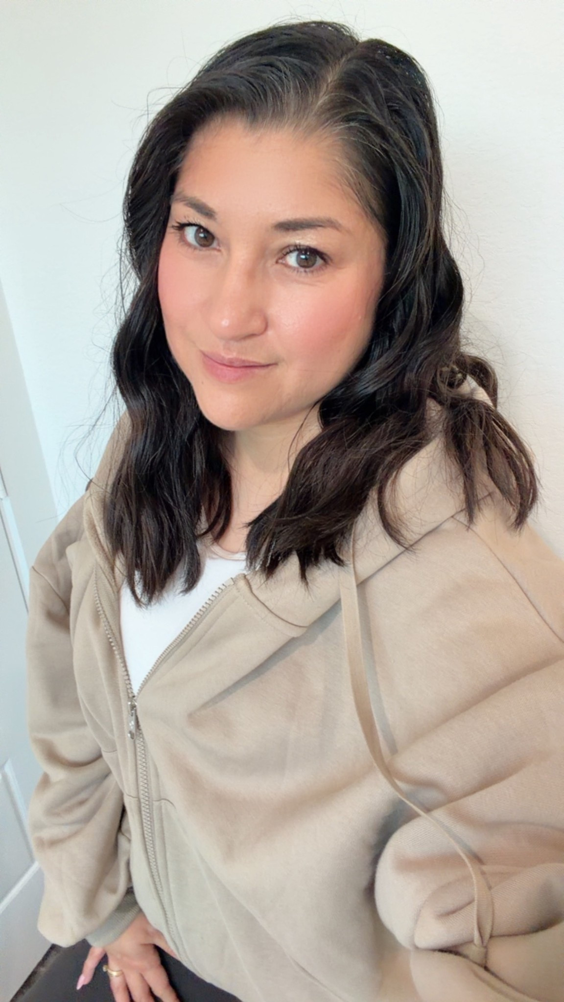 This is my kind of comfy.
The Popflex sweater I live in + thermal leggings that actually keep me warm without feeling bulky. Easy, soft, and on repeat lately.

#LTKBeauty #LTKgrwm #LTKActive