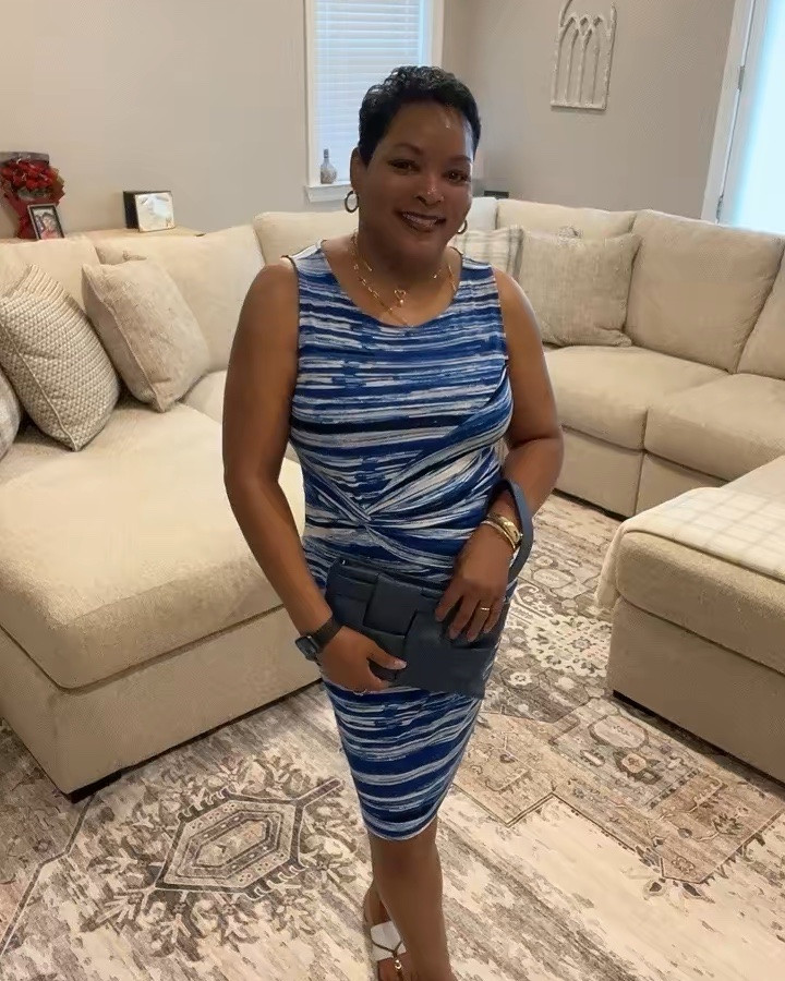 💙 OOTD: Feeling Blue in the Best Way! 💙

A great dress can do all the talking. ✨ This blue printed number is giving easy elegance with a touch of sass—flattering, comfortable, and perfect for stepping out feeling confident. Add a cute clutch, gold accessories, and sandals, and I’m ready to go! 💙🤍

Because style isn’t about an age…it’s about how you show up and own it. 💫

Download the FREE
LTK app & follow me (@Gracefully_Tawanda) to shop all my daily finds.

#LTKootd #LTKOver40 #LTKPetite