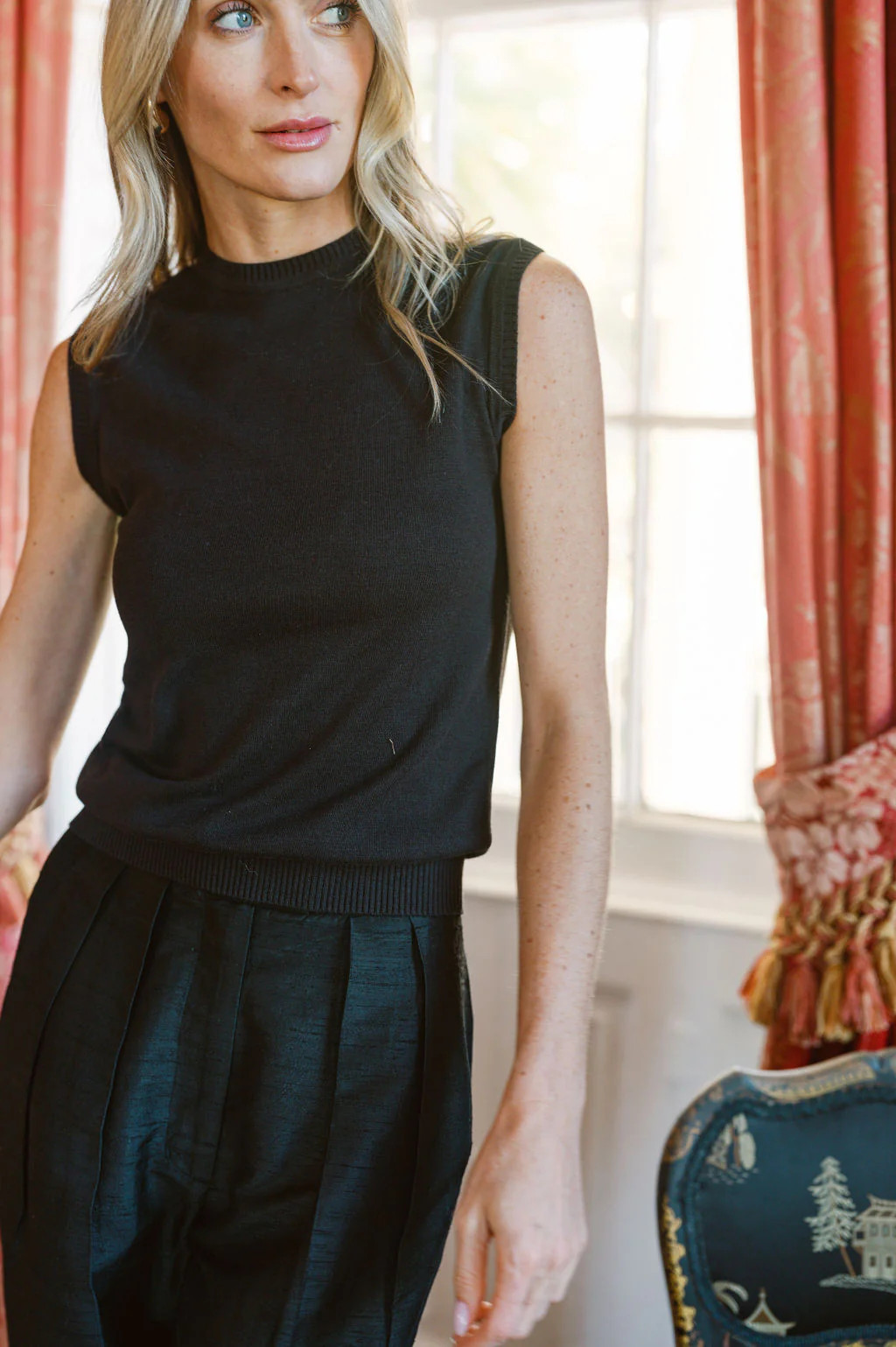 Tippi Top - Black | Julia Amory