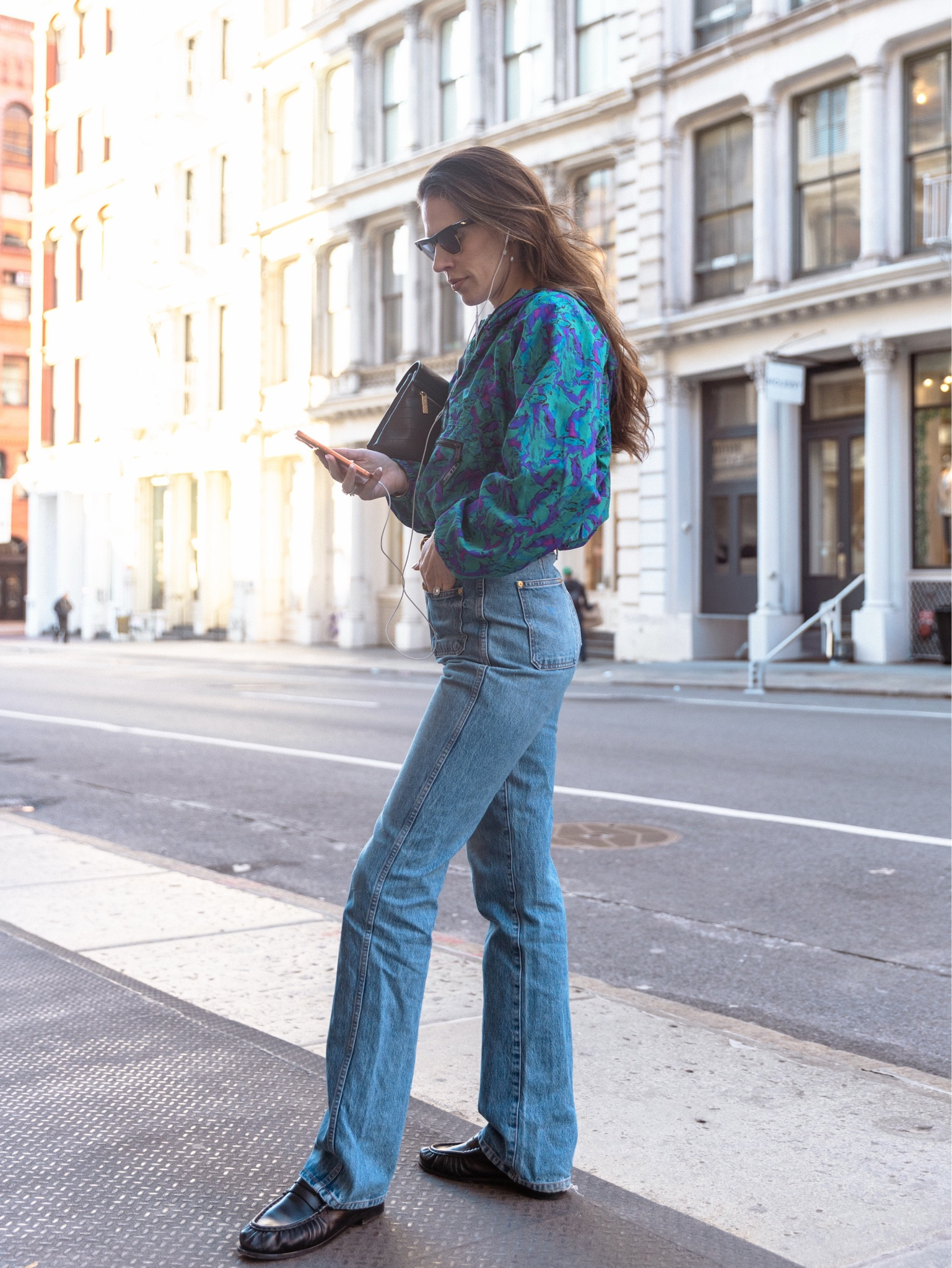 it’s giving off-duty athlete, zero cardio required

if you buy one jacket this spring, let it be a windbreaker. It can be styled endlessly and is the perfect sporty vibe

comment OUTFIT and I’ll send you the 🔗 >> or head to my @shopmy 

#windbreakerjacket #trackjacket #springoutfitideas #outﬁtinspo #classicstyle