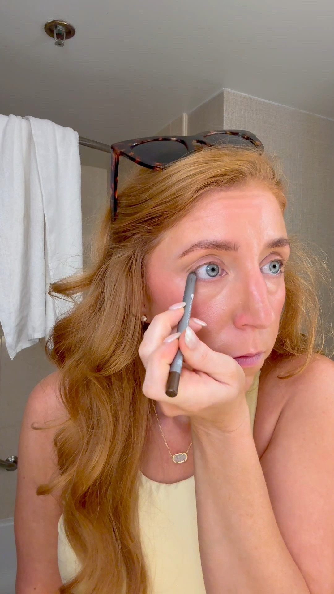 This eyeliner truly lasts all day!! I’m also obsessed with this gold mocha shade which really makes blue eyes pop!! 




Beauty hacks 
Longwear makeup 
Beauty find 
Makeup hack 
Eyeliner 
Summer makeup 
Sweat proof makeup 
#Ad

#LTKgrwm #LTKBeauty