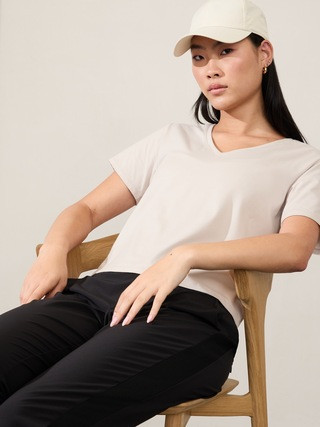 Essential V-Neck Tee | Athleta