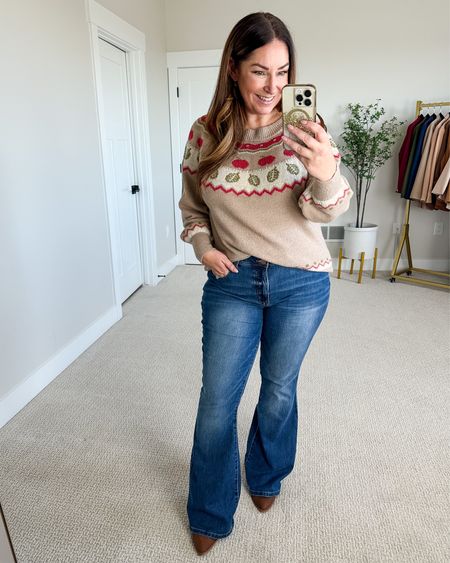 Festive Fall Outfit from Maurices

Fit tips: Sweater L, need M, size down // Jeans 12 R, tts // Booties tts

Apple sweater  Jeans  Fall outfit  Flare jeans  Festive sweater  Booties

#LTKSeasonal #LTKstyletip #LTKmidsize