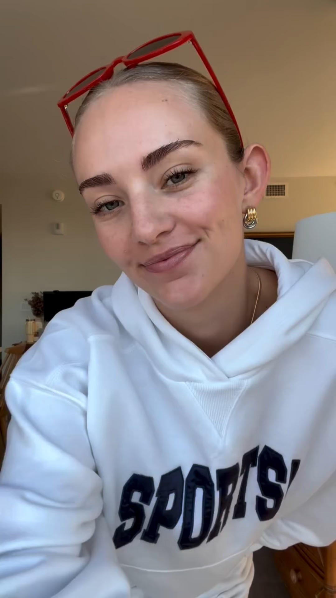 Football season is here 🏈🧡 I will be living in this set until further notice. Still on sale + husband approved!

All comments get the link! 🔗 

#sports #wife #ootd #outfıtinspo #sisters