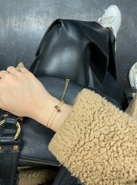 I found my new everyday bracelet set from Abbott Lyon ✨ I love how each piece is durable quality jewelry and it’s also personalized too  It’s perfect for gifts and special occasions 💕 Use code: AllinAL20 for a special discount 🛍 

#LTKFind #LTKunder100 #LTKGiftGuide