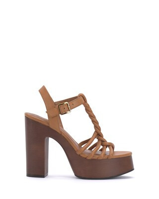 Vince Camuto Rohnlee Sandal | Vince Camuto