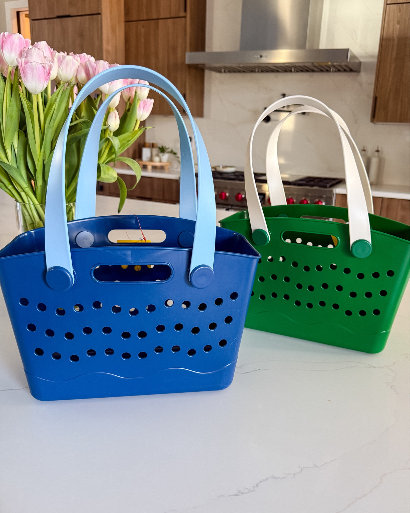 These colorful waterproof totes are the ultimate end-of-year teacher gift — functional, fun, and $10 at @Target! 🌊 

 #teacherappreciation #targetdeals #summergift