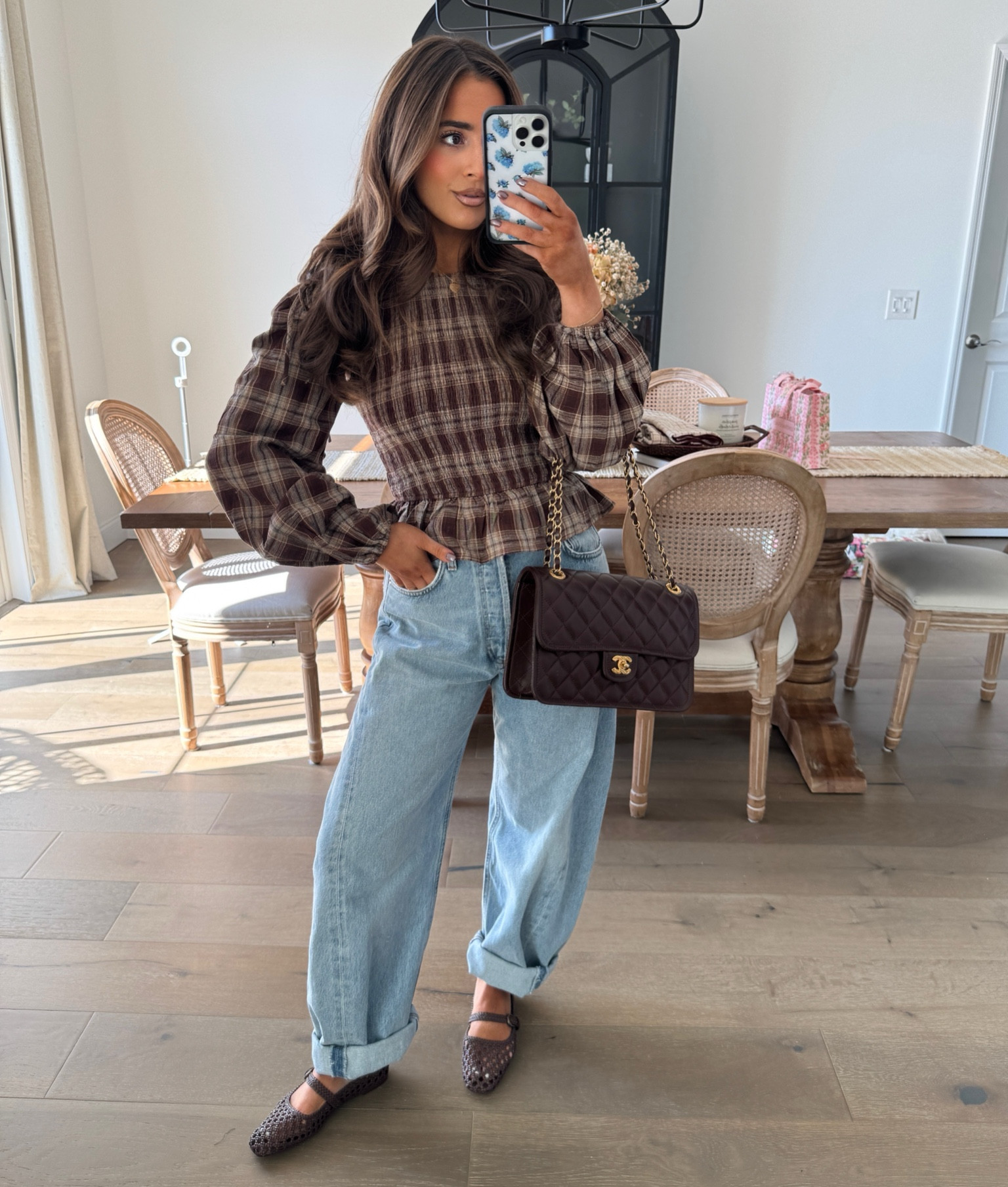 A timeless fall essential – this plaid long sleeve shirt brings cozy comfort and classic charm to every autumn day.

#LTKFallSale #LTKWorkwear #LTKSeasonal