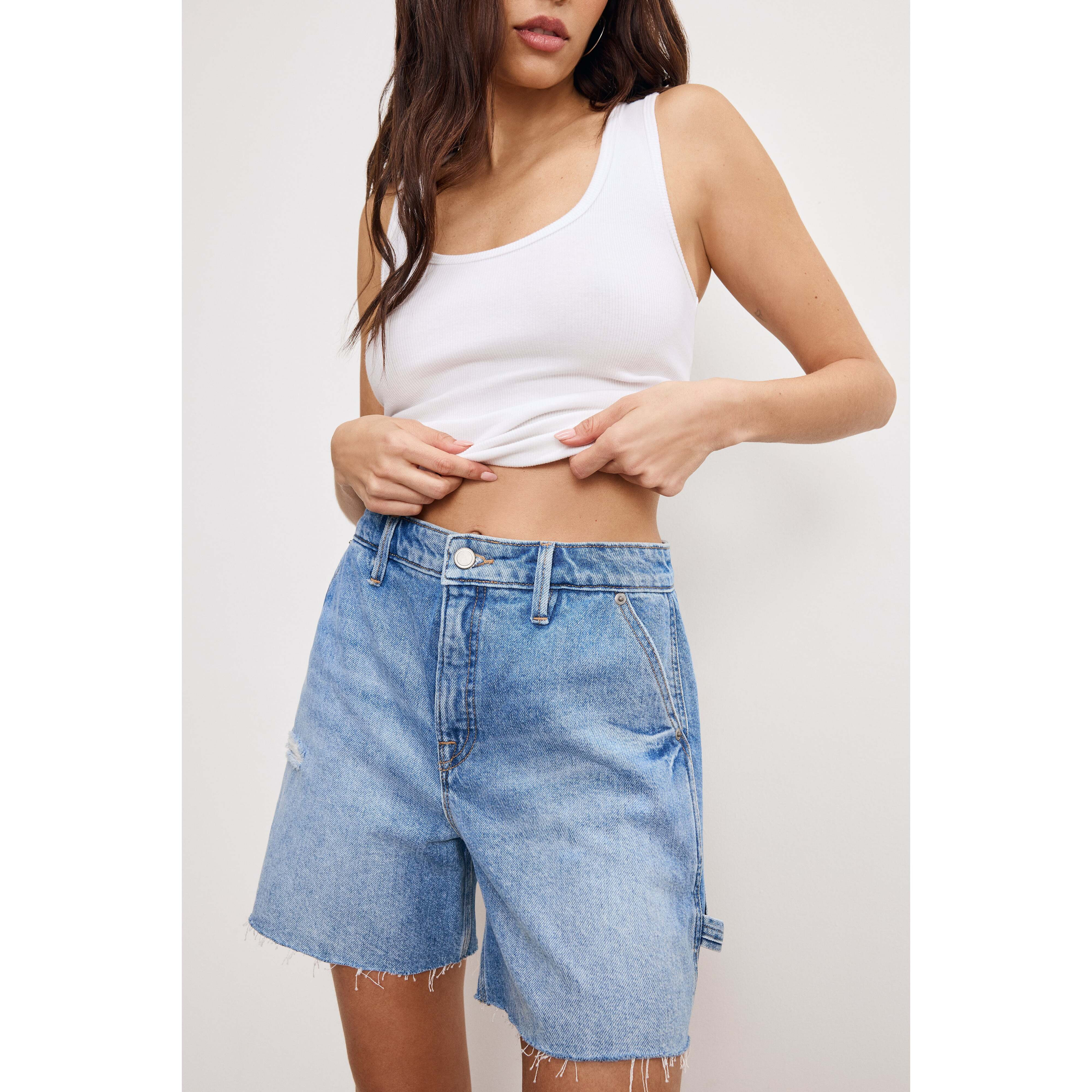 Women's Carpenter Long Shorts | Indigo, 0 Size 15 Plus | Good American by Khlo� Kardashian | Good American