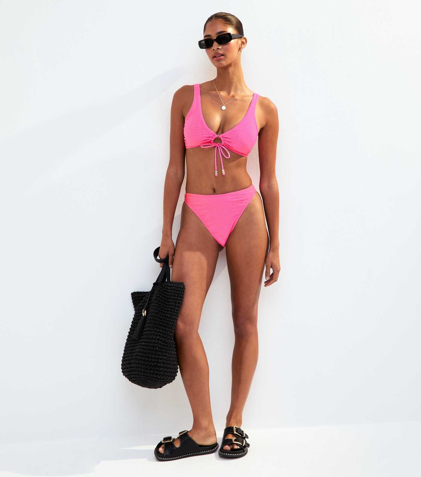 Bright Pink Wave Texture Tie Front Bikini Crop Top | New Look | New Look (UK)