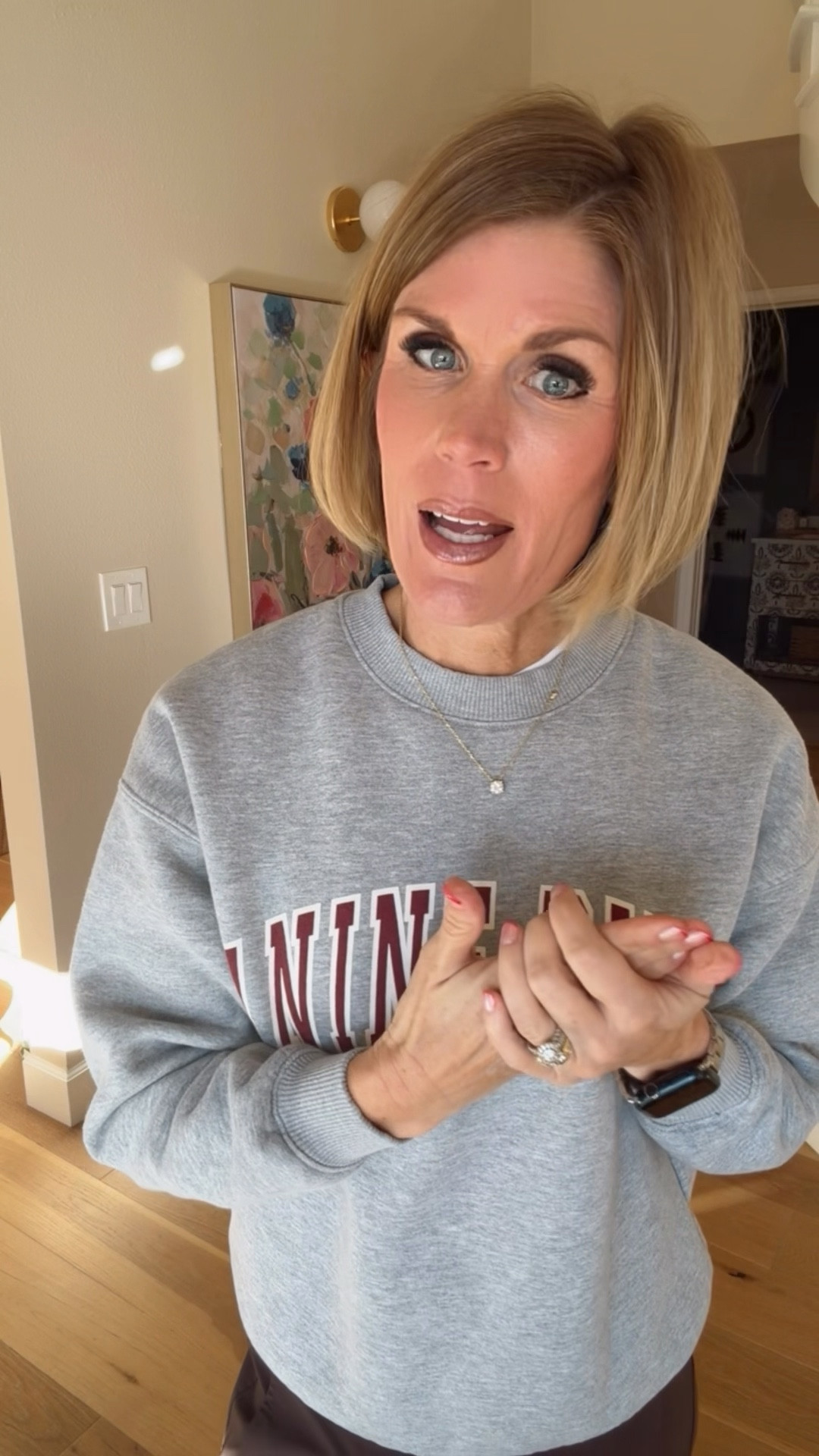 These pants!! 😍🙌😳

#LTKGiftGuide #LTKdayinmylife #LTKHoliday