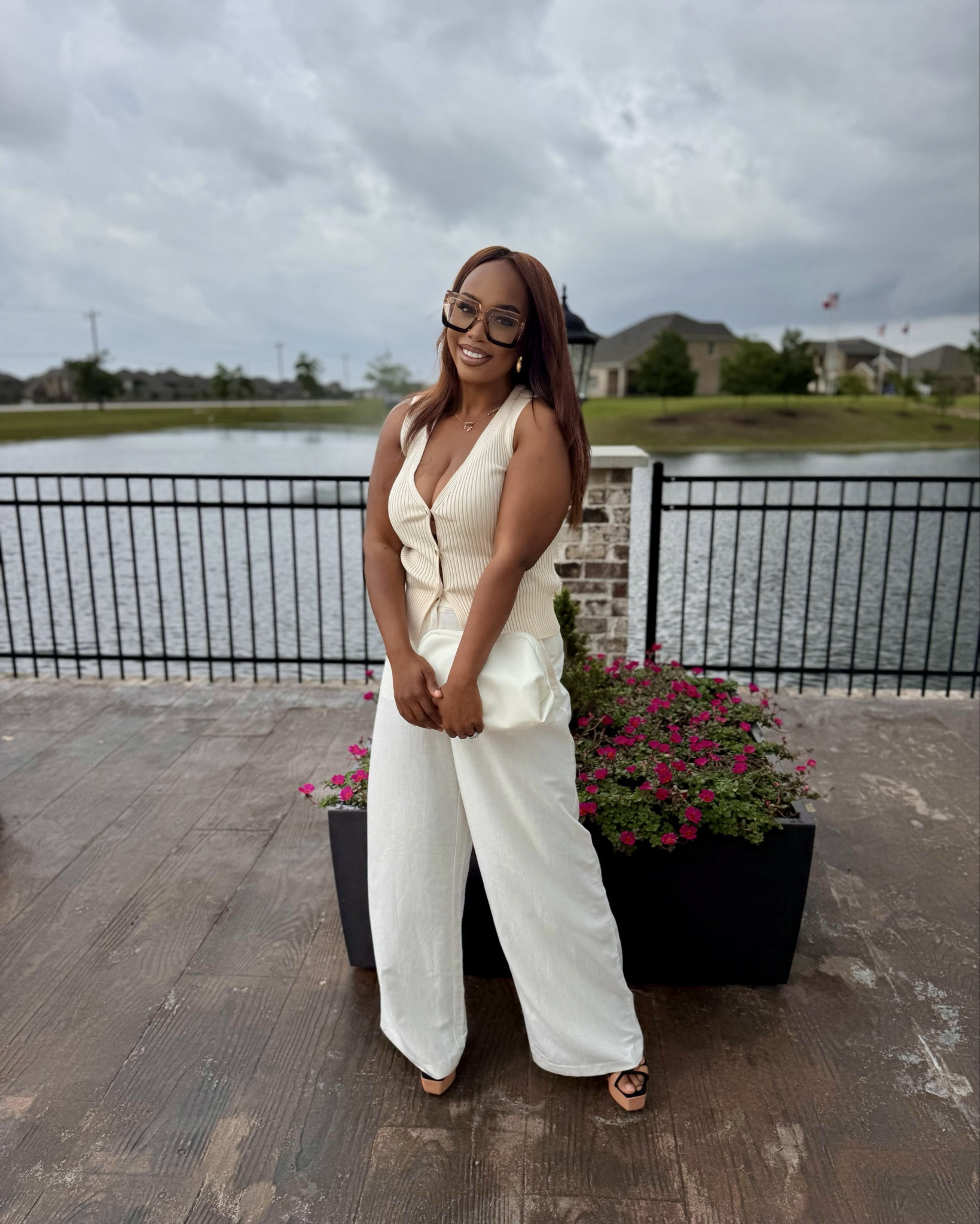 Outfit details from today’s GRWM—because soft doesn’t mean sloppy. I said what I said.
This look is clean, elevated, and balanced—just like my energy this week. 🤍

#LTKStyleTip #LTKSummerEdit #LTKFindsUnder50