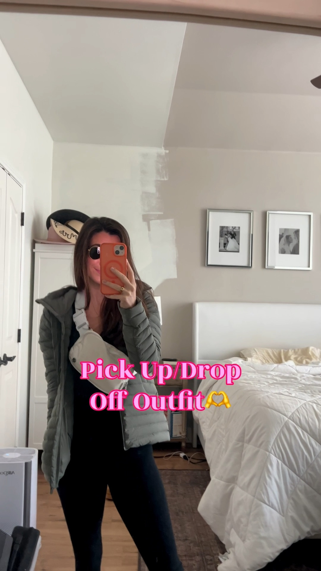 Pick Up/Drop Off athleisure outfit that’s comfortable to run errands in too! Also would you believe I fit one diaper and small wipes in my Crossbody?🙌🙌

#LTKActive #LTKmomlife #LTKPetite