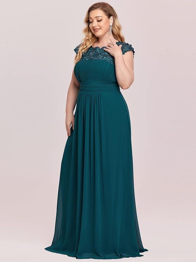 Ever-Pretty Women's Plus Size Lace Cap Sleeve Long Formal Evening Dress Maxi Dresses 09993PZUSA | Amazon (US)