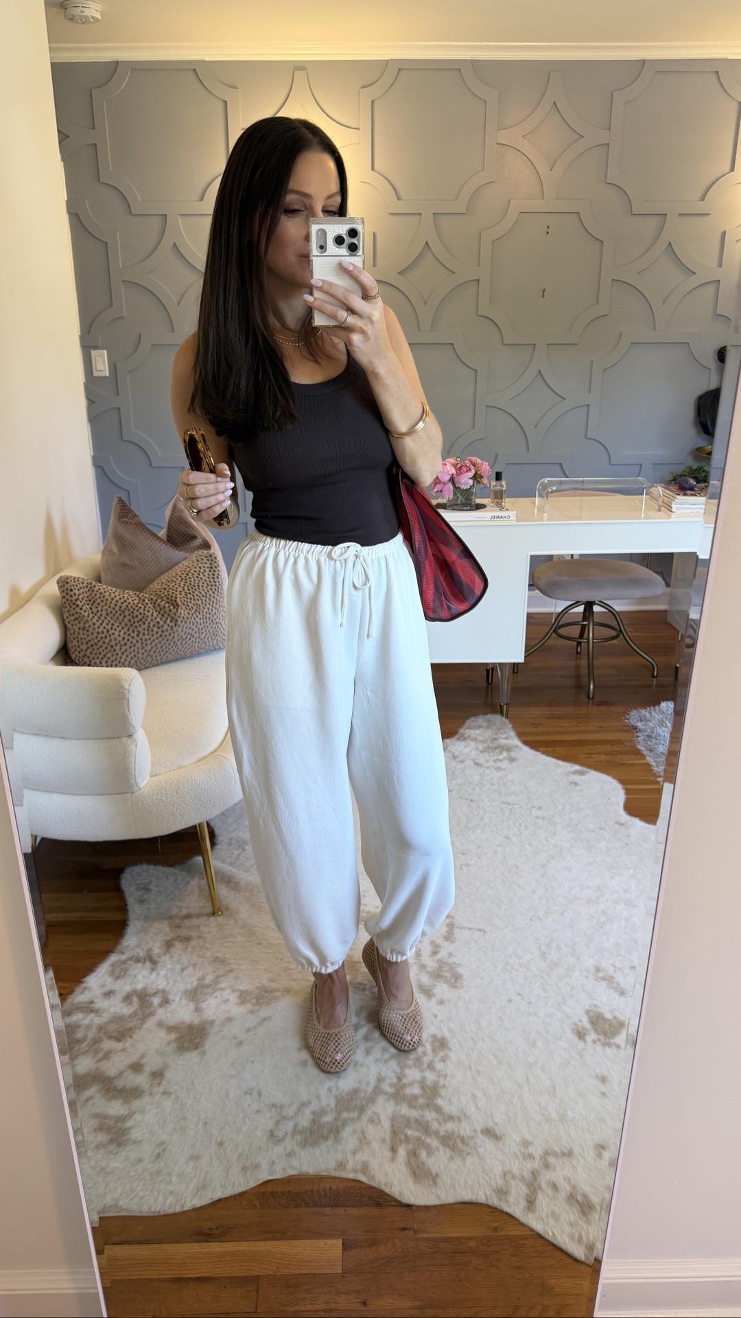 The pants you’ll want to wear all the time! I did my true size small!

#LTKootd #LTKOver40 #LTKSeasonal