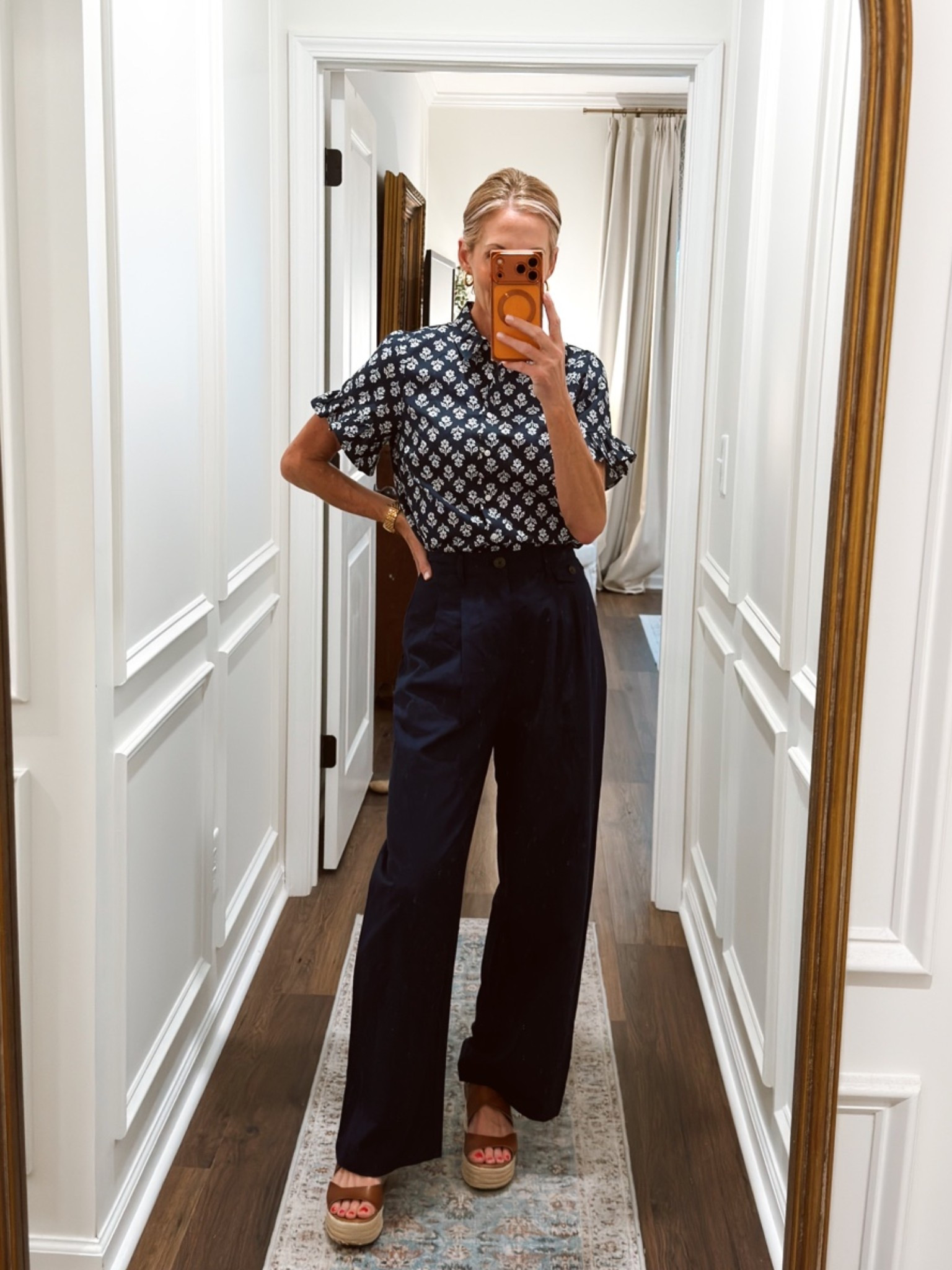 Follow + Comment WORK to grab my latest capsule obsession for work! 

Building these capsules have my favorite way to stretch my budget! Finding items that I can switch around to make endless outfit possibilities. Mixing a few favorite pieces from Walmart and Jcrew factory to show how you can create a week’s worth of looks without buying a whole new wardrobe. Comment CAPSULE and I’ll send you all the links!

Wear XS in pants and skirt 
XS in tops 


capsule wardrobe, affordable fashion, teacher outfits, workwear inspiration, mix and match outfits, classic style, fall transition outfits, everyday style, wardrobe basics, business casual outfits, teacher style, budget-friendly fashion, versatile wardrobe, neutral outfits, denim outfit ideas, navy and white style, outfit inspiration, capsule closet, wearable fashion, everyday outfits
